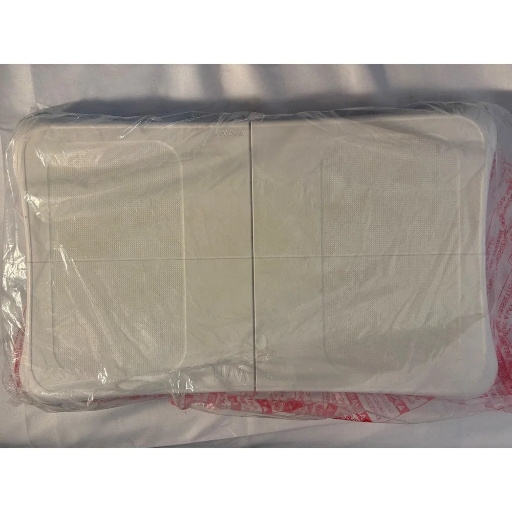 Nintendo Wii Balance Board White Wireless Controller RVL-021 with Box No Game